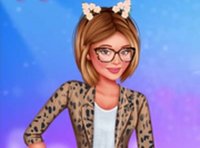 Celebrity Style Dress Up Game